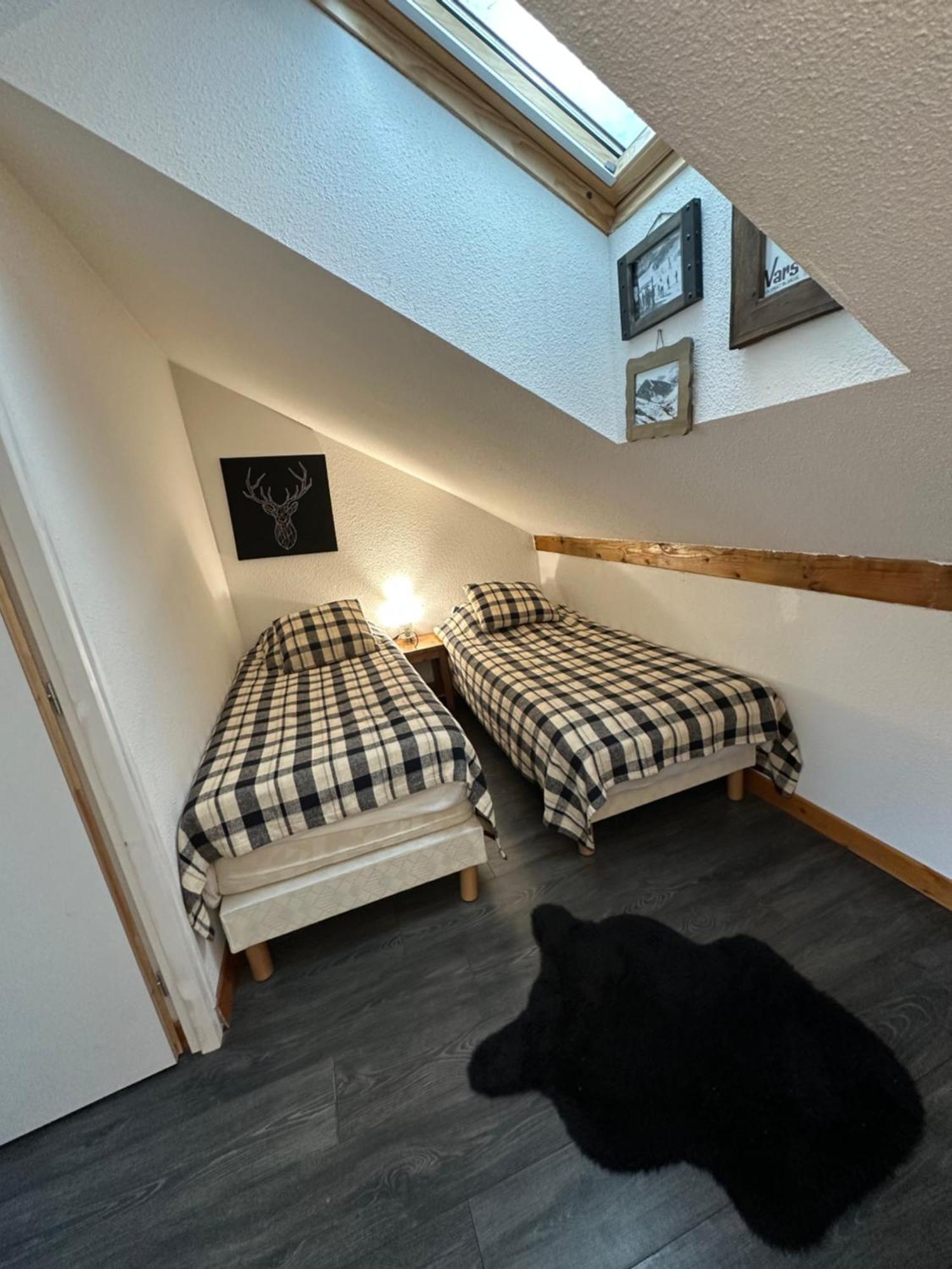 Home Vars Vars  Kültér fotó